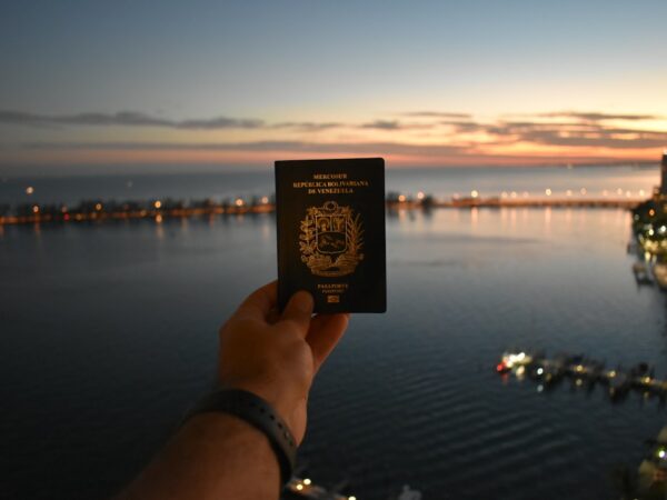 Photo Land document