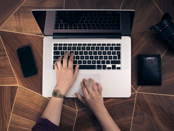 Photo Computer, internet