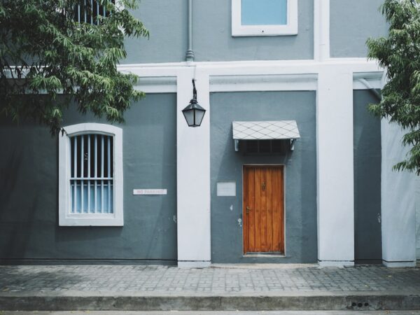 Photo Property Valuation Calculator